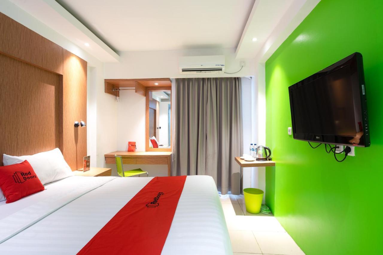 Reddoorz Apartment At Bogor Valley Exterior foto
