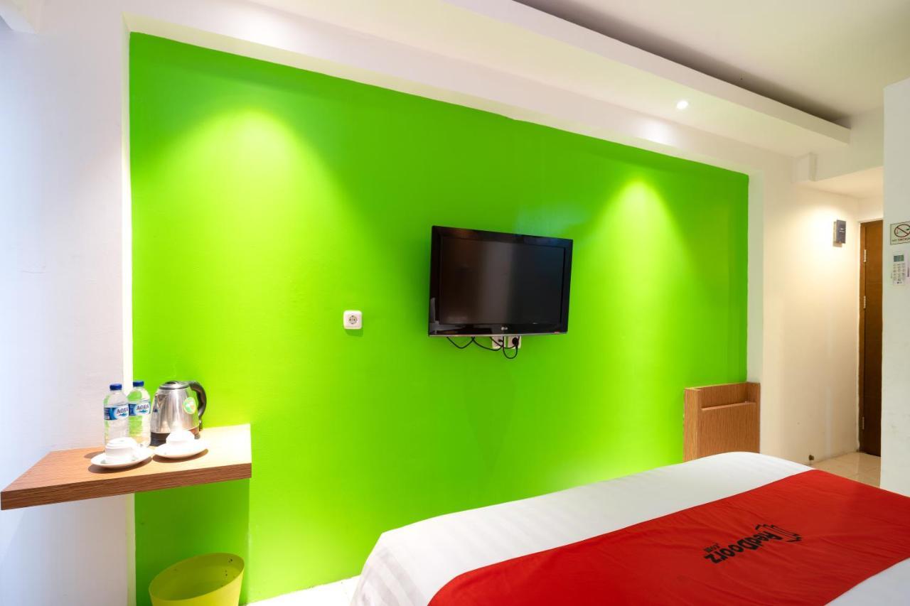 Reddoorz Apartment At Bogor Valley Exterior foto